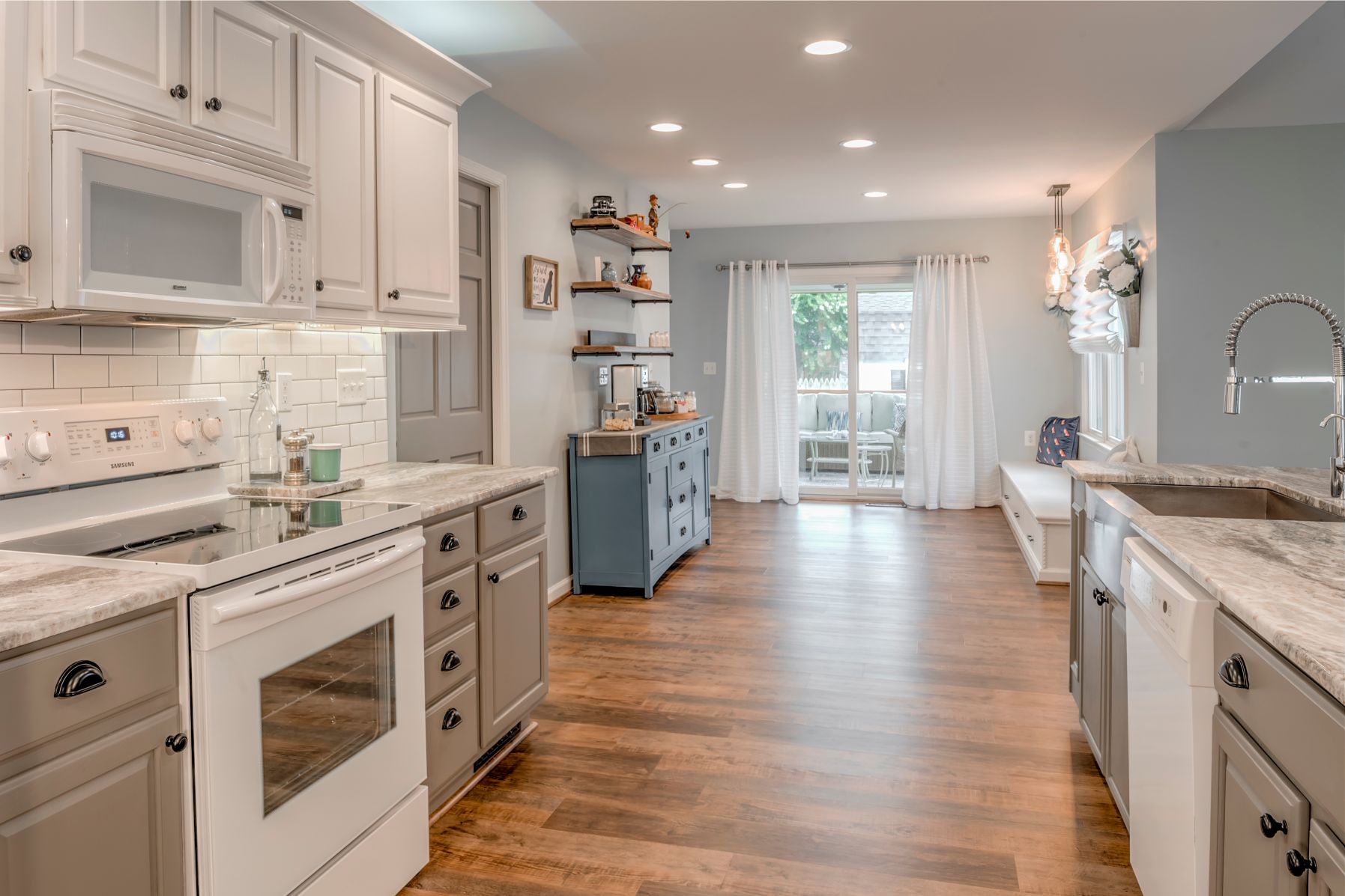 Kitchen Remodel in Velta Drive, Ocean View DE with CoreTec Pro Plus Duxbury Oak Flooring